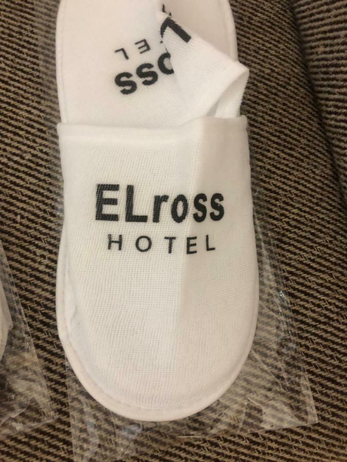 Elross Hotel Yerevan Bagian luar foto
